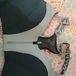 Medium IVY PARK sports bra